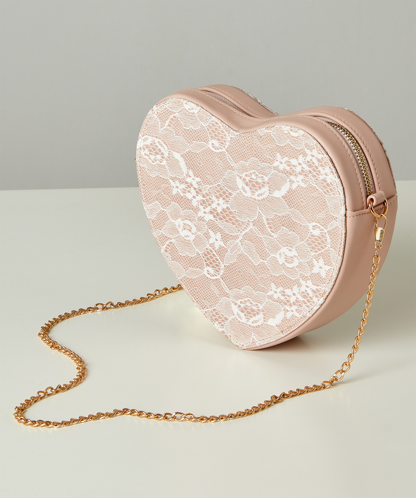 heart clutch bag