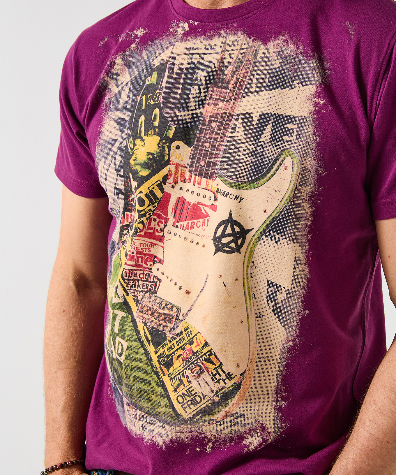 Joe Browns Men's Bold Anarchy Placement Print T-Shirt - Picture 3 of 16